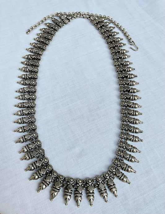 The Vintage Artisanal Spike Drops Necklace