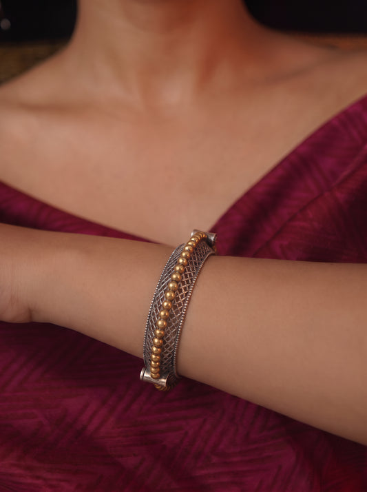 Zoya Statement Tribal Kada Bangle