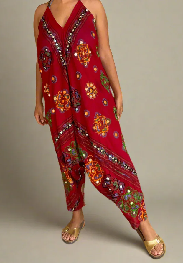 Ajabde Mirror Embroidered Backless Jumpsuit In Red