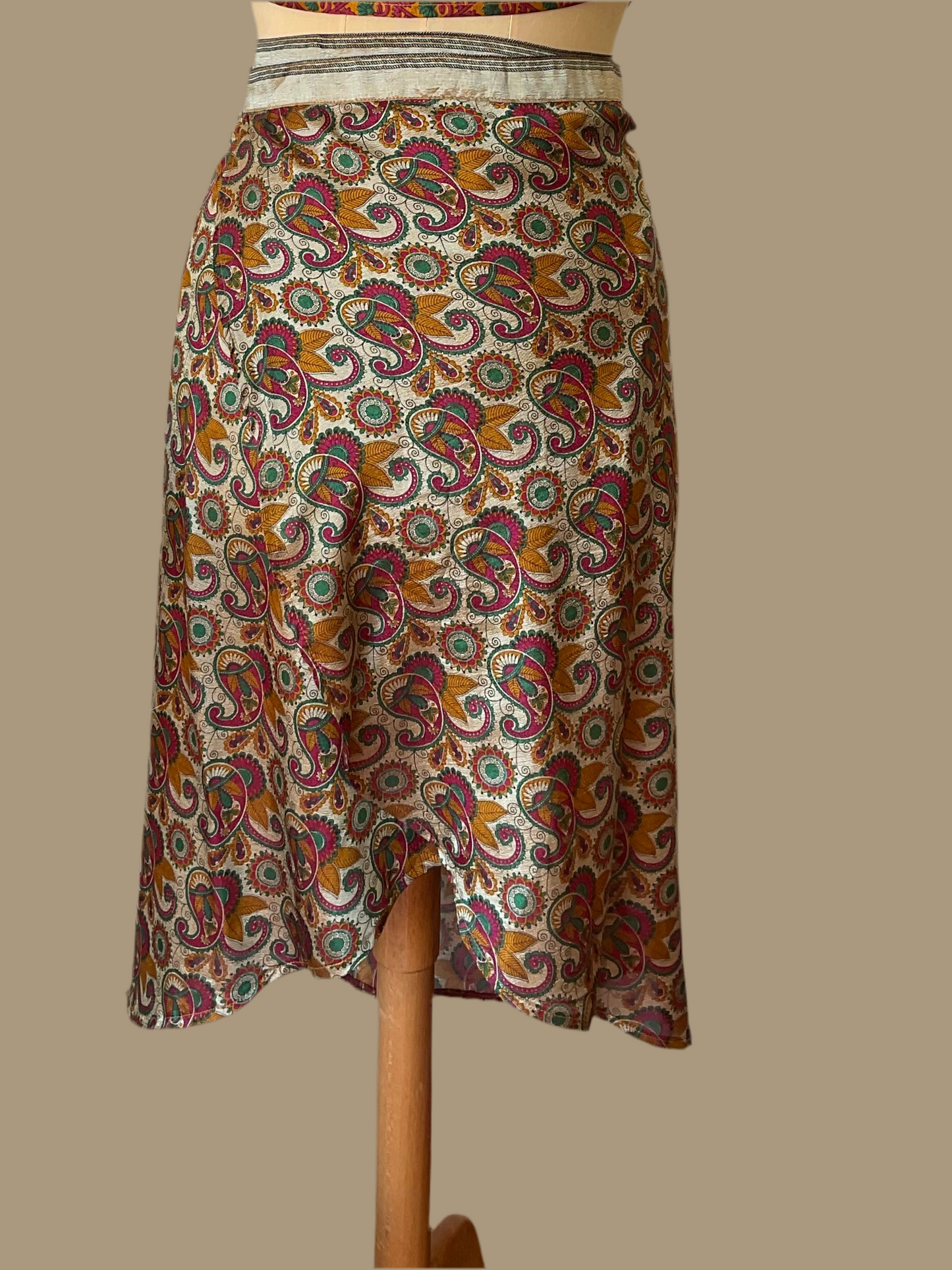 Lazurde Silk Top and Warp