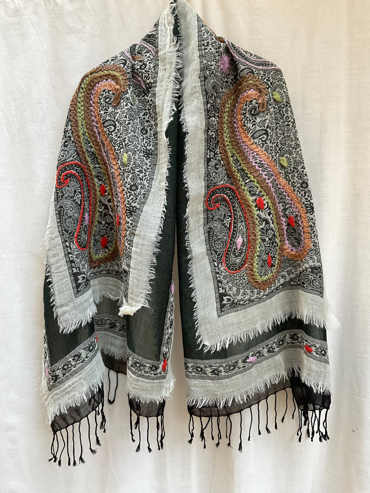 Tanvi Artisan 3 Layers Wool Scarf| Black