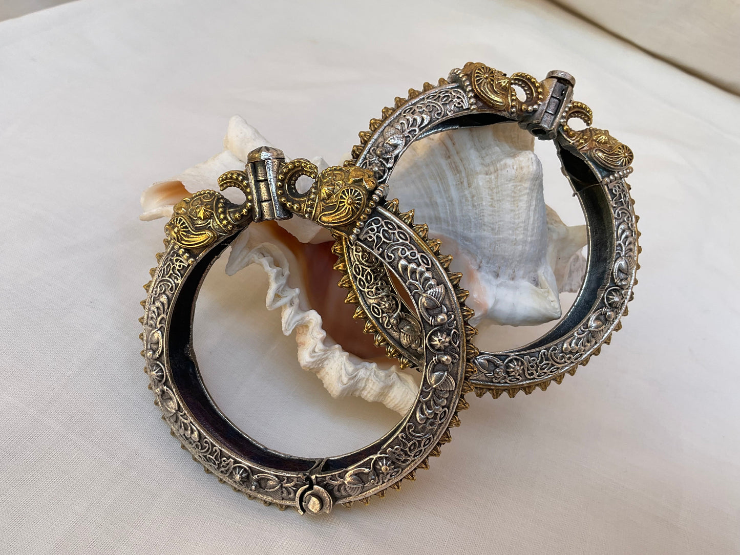Zara Statement Tribal Kada Cuffs| Single Piece
