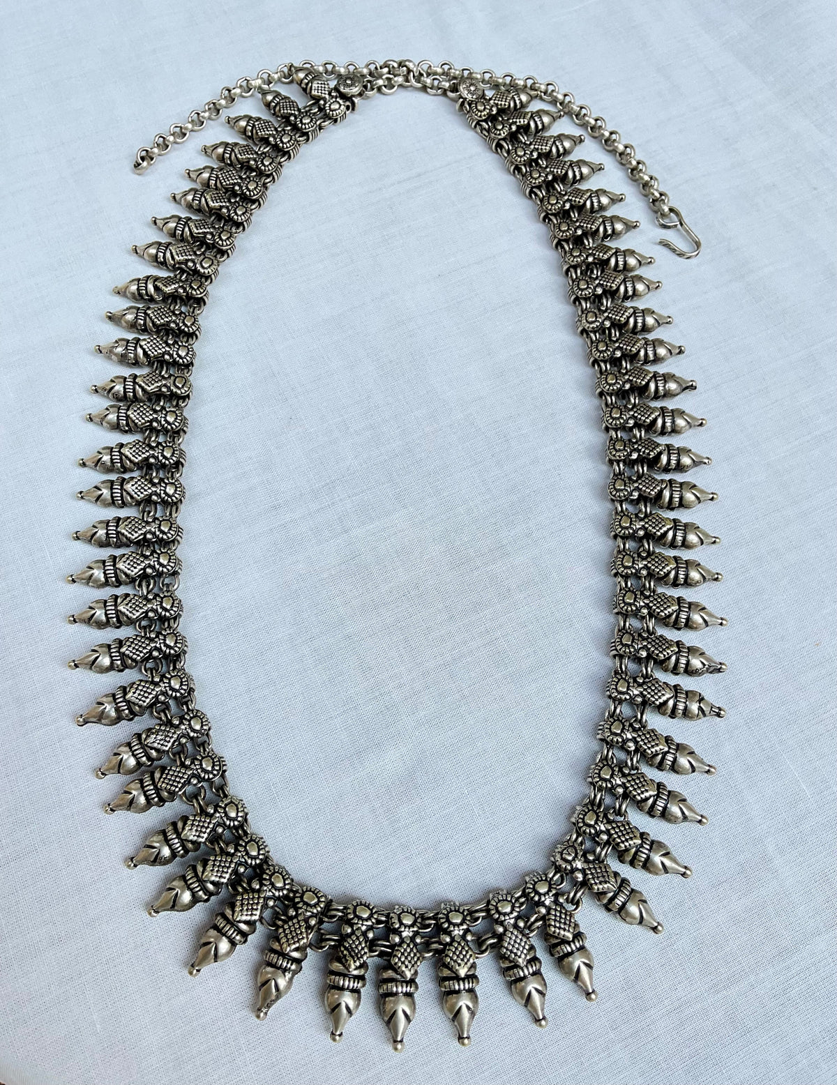 The Vintage Artisanal Spike Drops Necklace