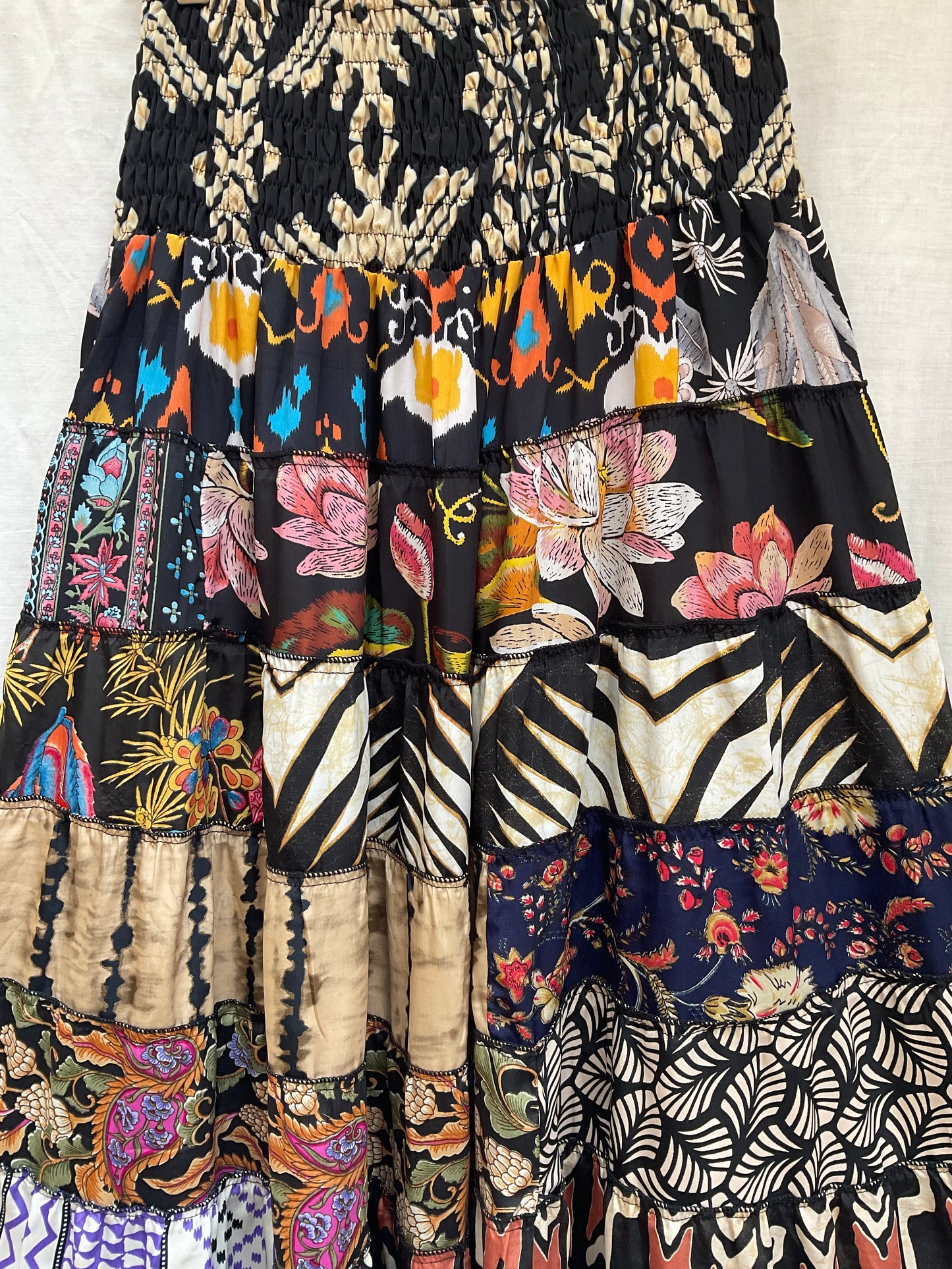 Patchwork Silk Ruffle Skirt| Black Paradise