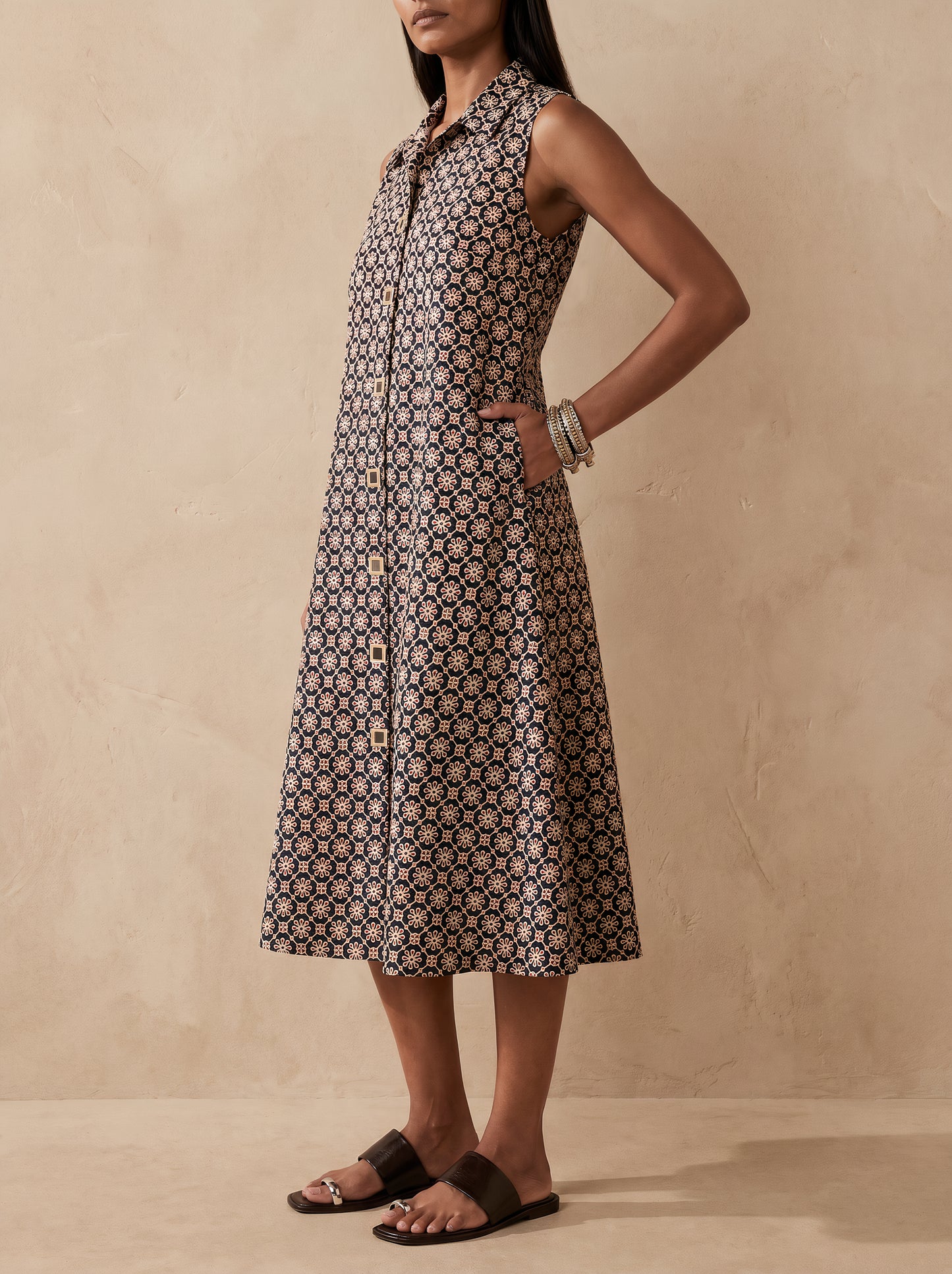 The Heritage Mirror Embroidery Dress| Black