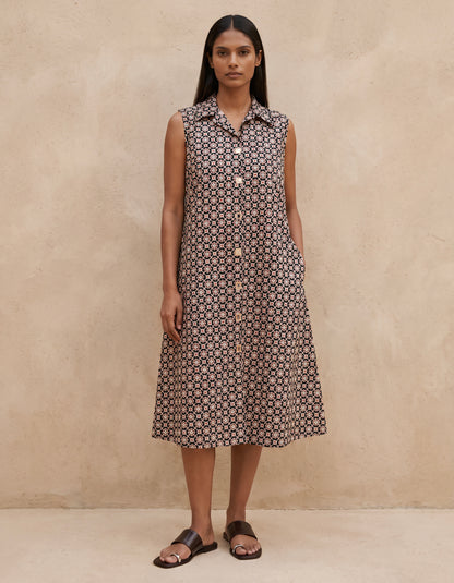 The Heritage Mirror Embroidery Dress| Black
